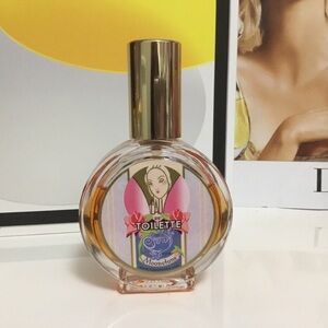 Sage Machado Moonstone for her